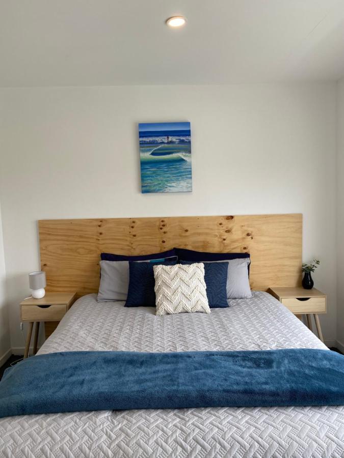 Surf N Stay Whangamata Bagian luar foto