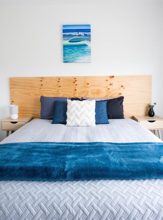 Surf N Stay Whangamata Bagian luar foto